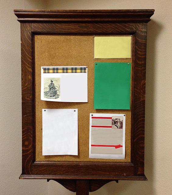 bulletin-board-248887_640